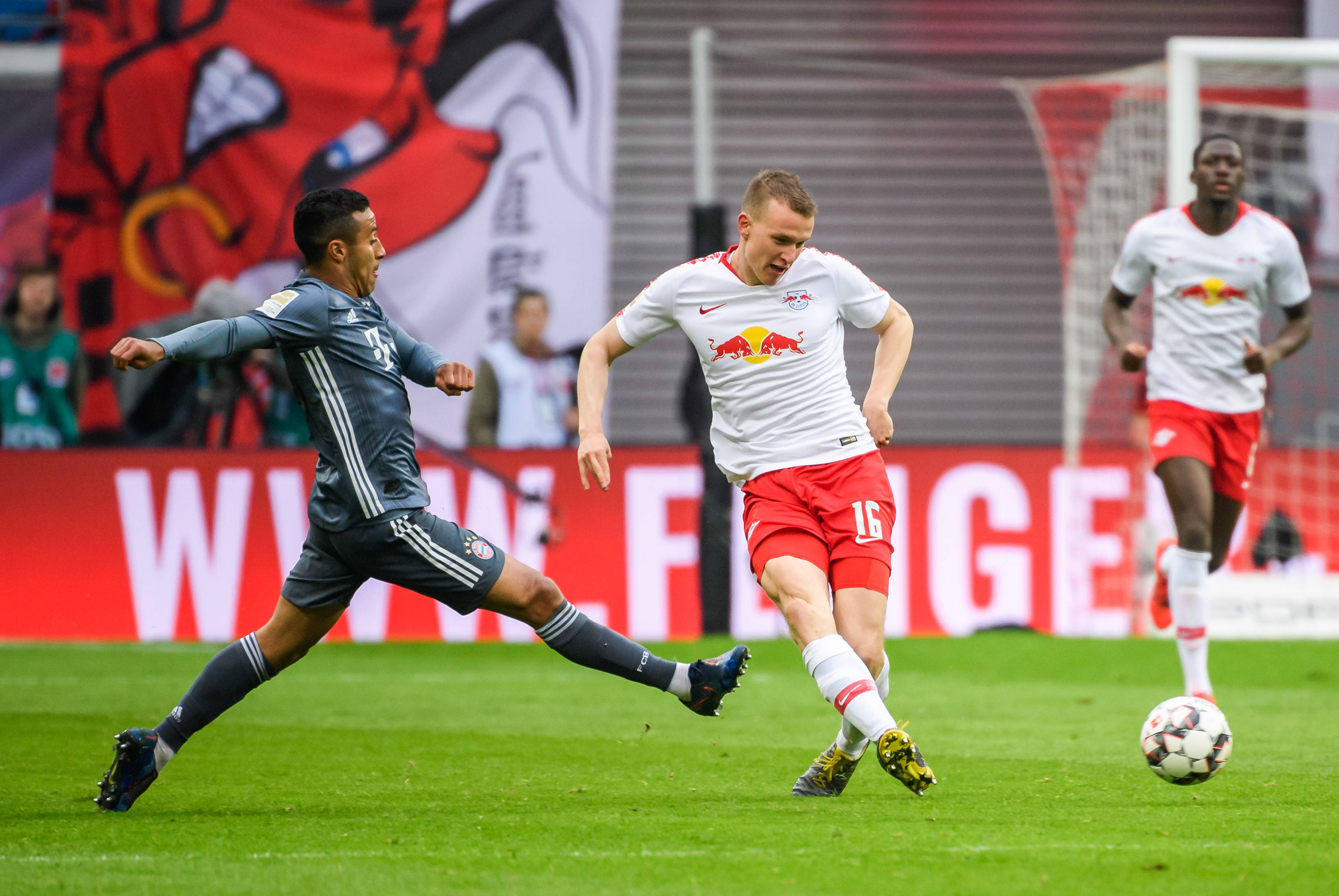 奥地利队攻守俱佳，表现出色