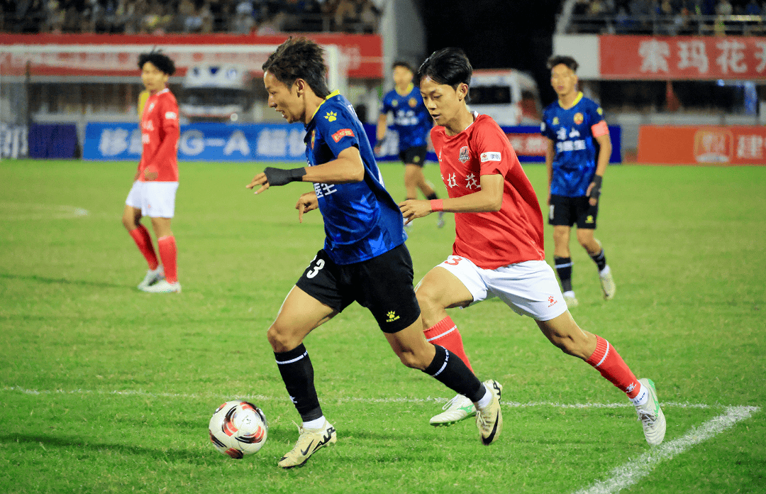 球队在比赛中展现出了团结一致的精神和能力 球队在比赛中展现出了团结一致的精神和能力