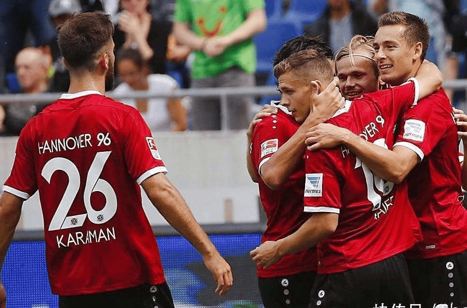 关于柏林赫塔客场胜利，德甲劲旅深陷低谷的信息